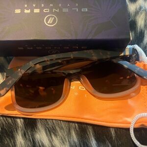 Millenia X2 Lion Heart Blenders